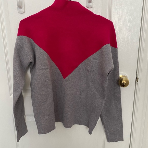 Contrast turtle neck - Picture 2 of 5